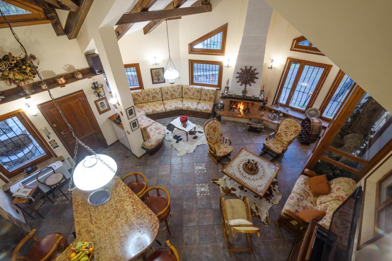 Villa Anna Luxury Lake Residence Shtarkelovo Gnezdo Ngoại thất bức ảnh