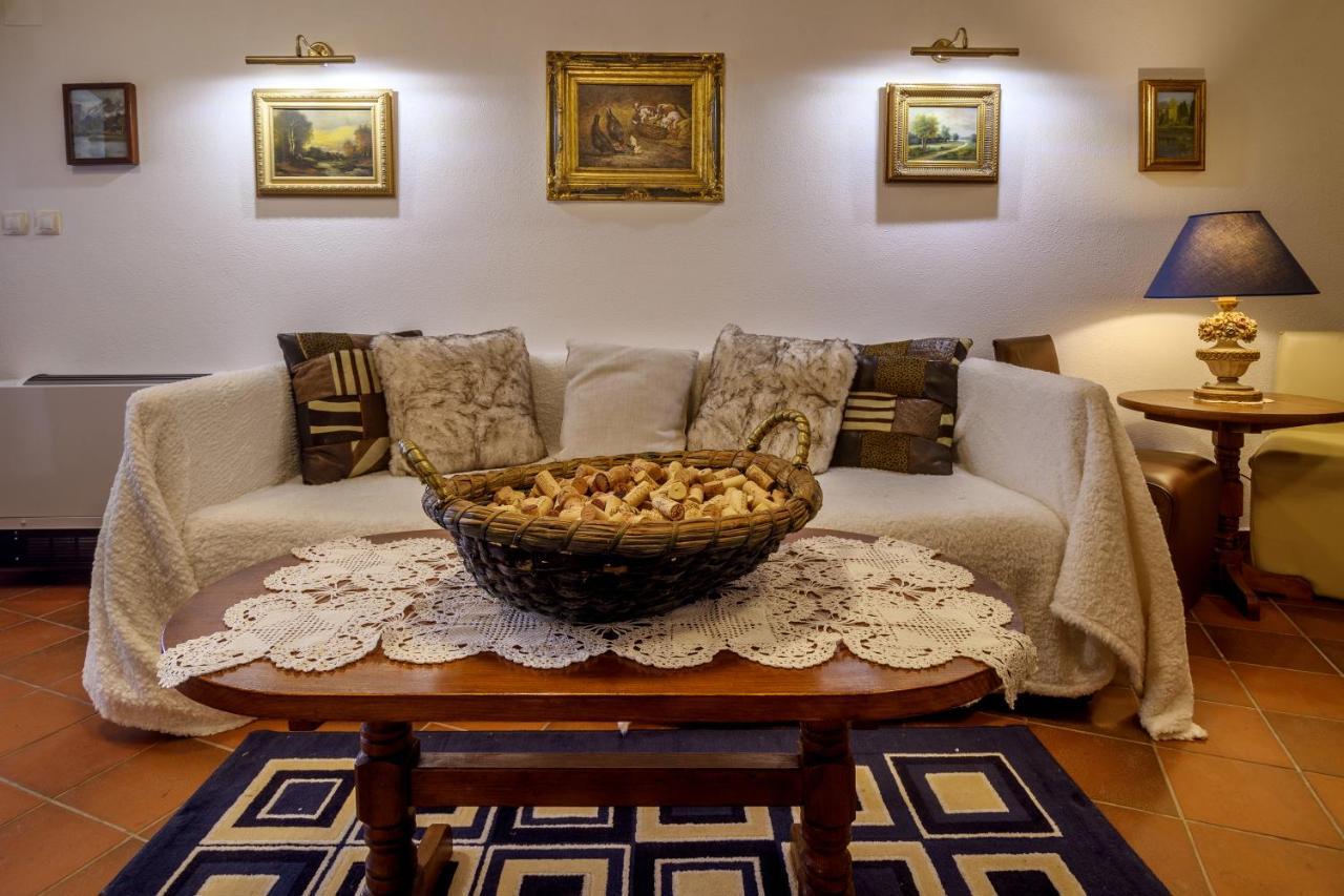 Villa Anna Luxury Lake Residence Shtarkelovo Gnezdo Ngoại thất bức ảnh
